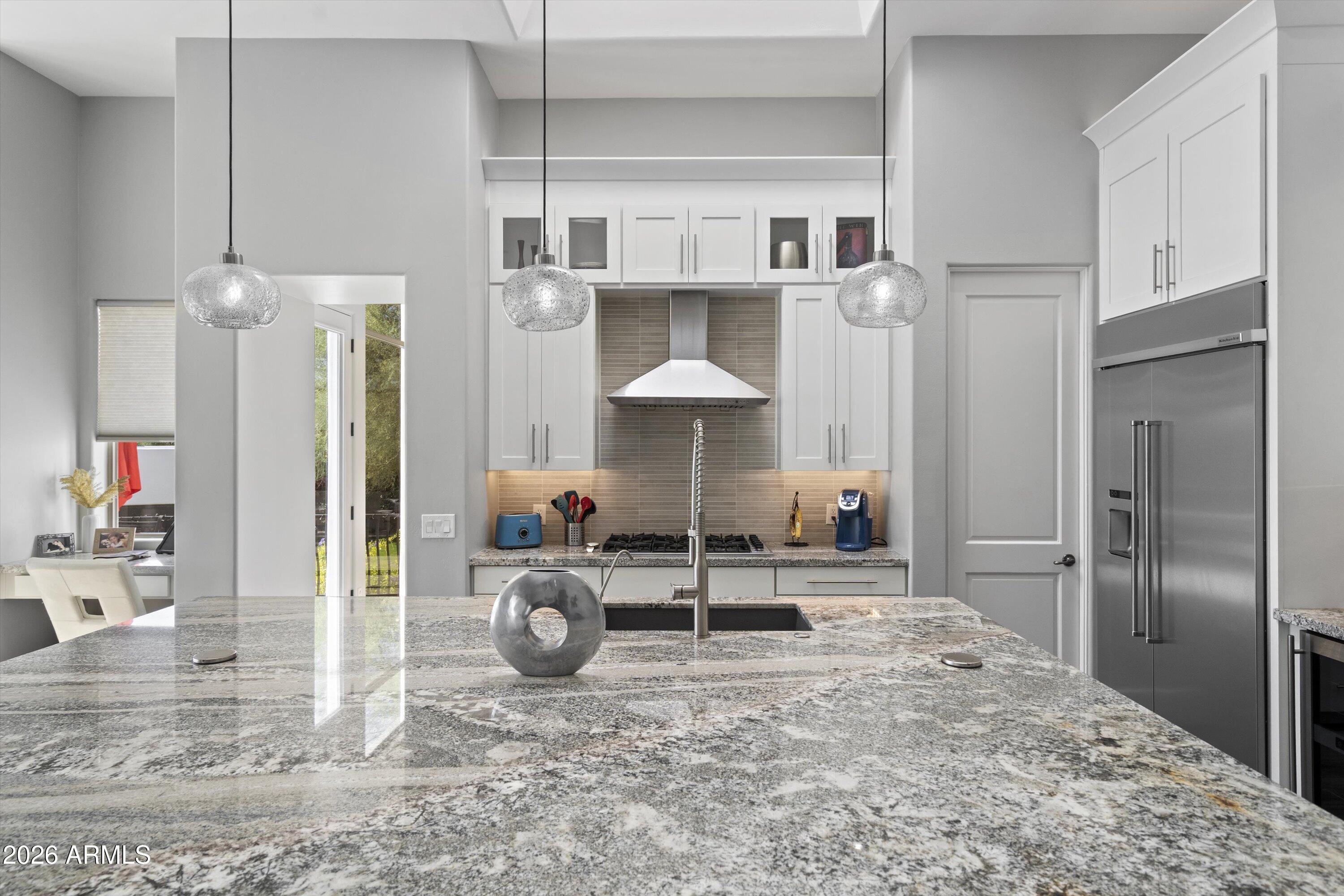 10800 East Cactus Road, Unit 7 Scottsdale, AZ 85259 - Photo 27 of 118 027-Kitchen