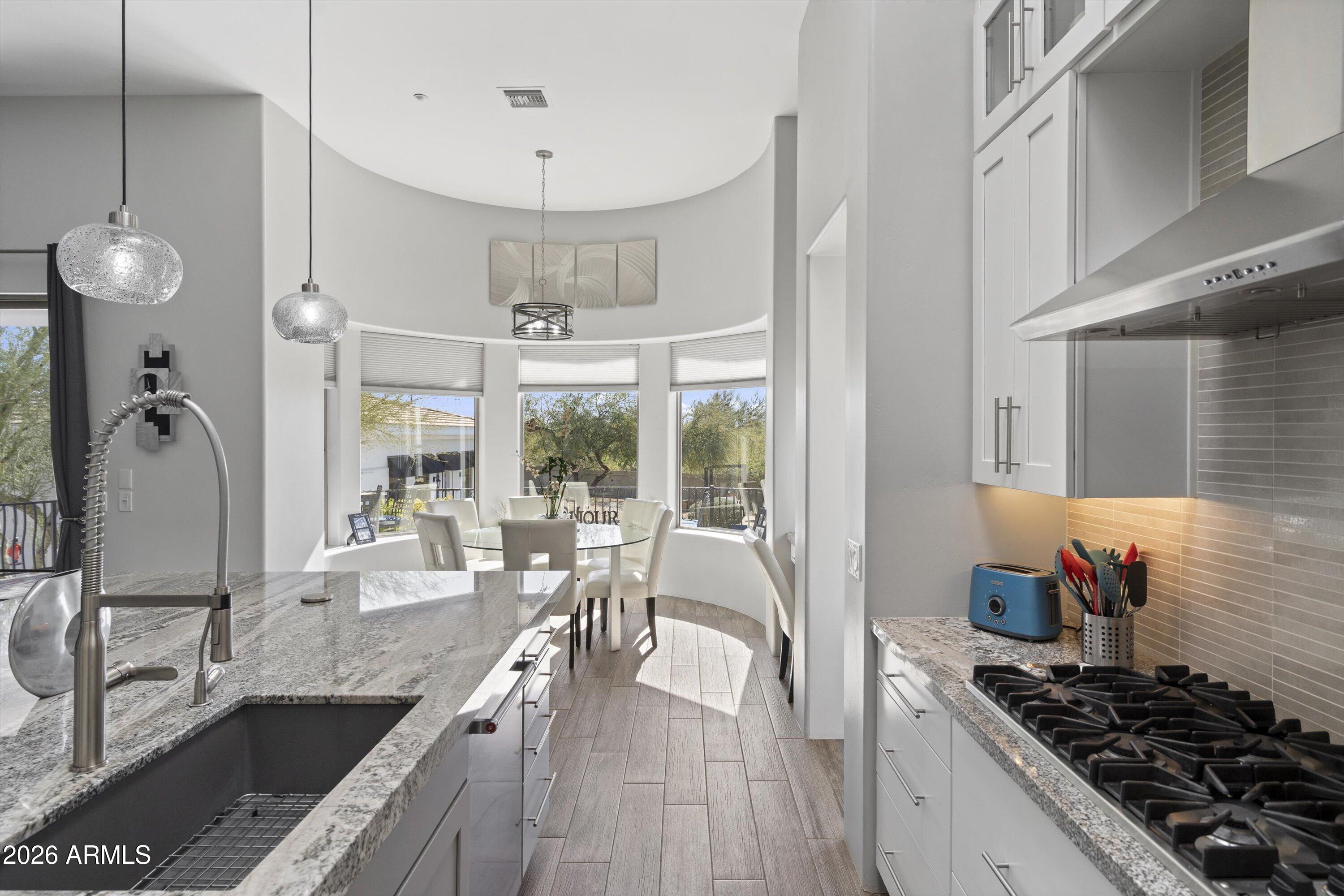 10800 East Cactus Road, Unit 7 Scottsdale, AZ 85259 - Photo 28 of 118 028-Kitchen to Breakfast