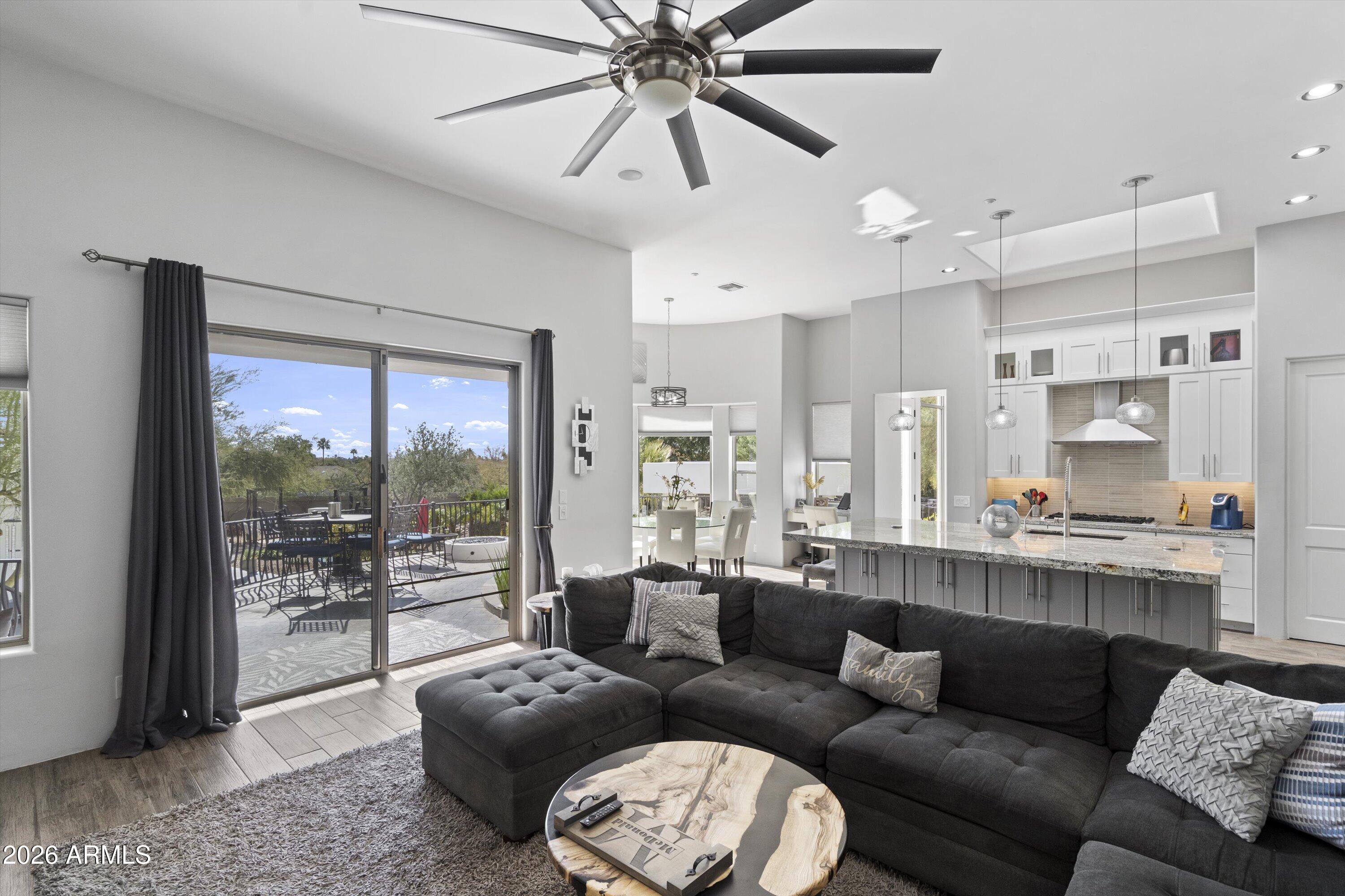 10800 East Cactus Road, Unit 7 Scottsdale, AZ 85259 - Photo 39 of 118 039-Family Room to Kitchen