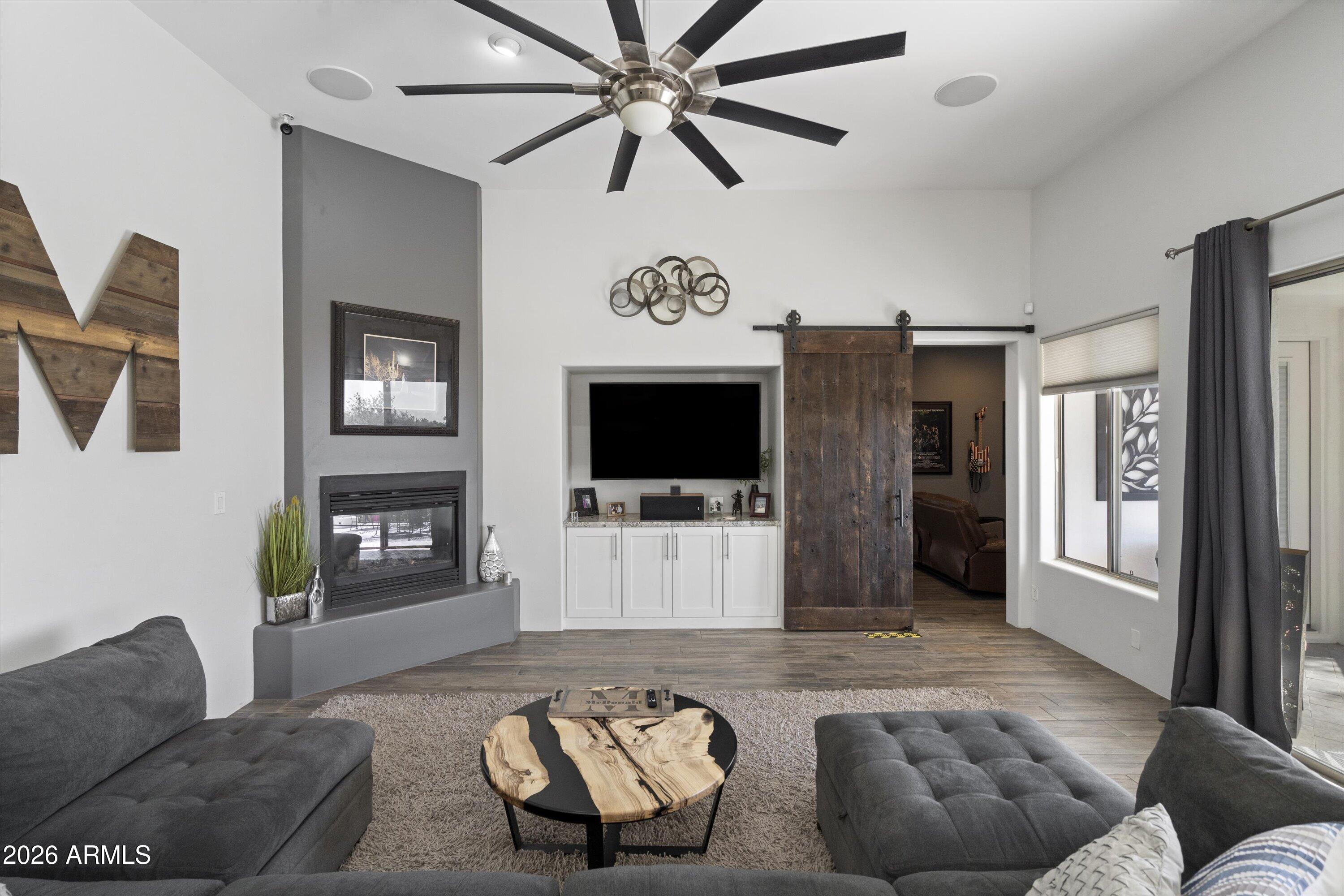 10800 East Cactus Road, Unit 7 Scottsdale, AZ 85259 - Photo 40 of 118 040-Family Room