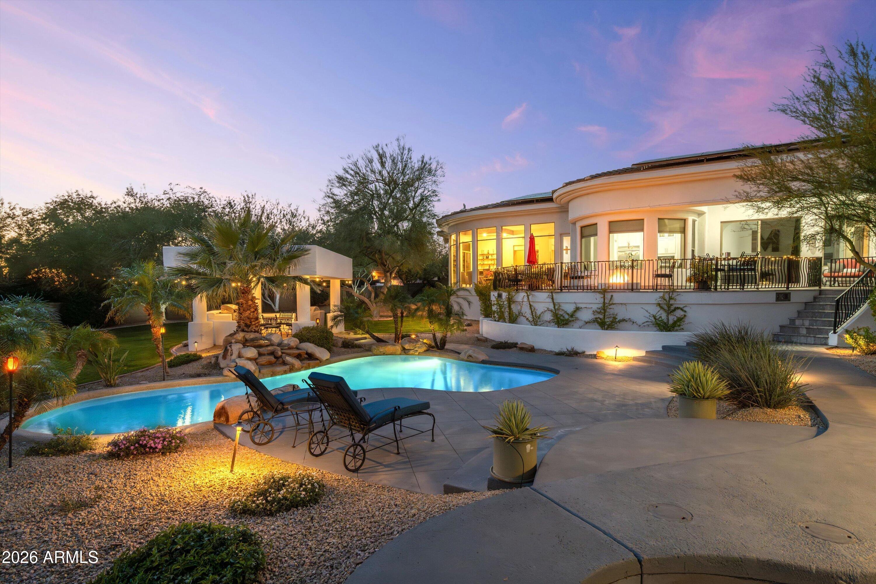 10800 East Cactus Road, Unit 7 Scottsdale, AZ 85259 - Photo 4 of 118 001-Backyard Twilight View
