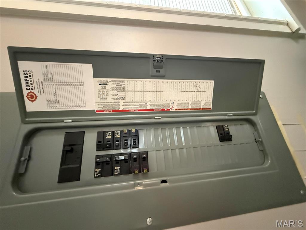 209 Snyder Avenue Novinger, MO 63559 - Photo 12 of 20