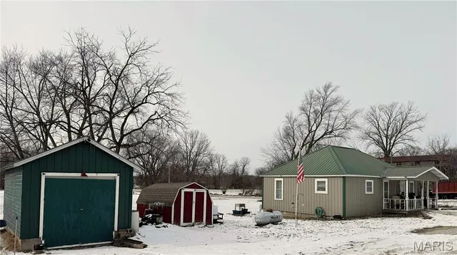 $98,900 | 209 Snyder Avenue, Novinger, MO 63559