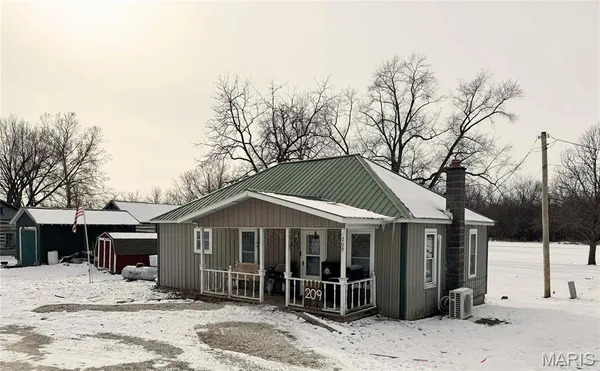 $89,000 | 209 Snyder Avenue, Novinger, MO 63559