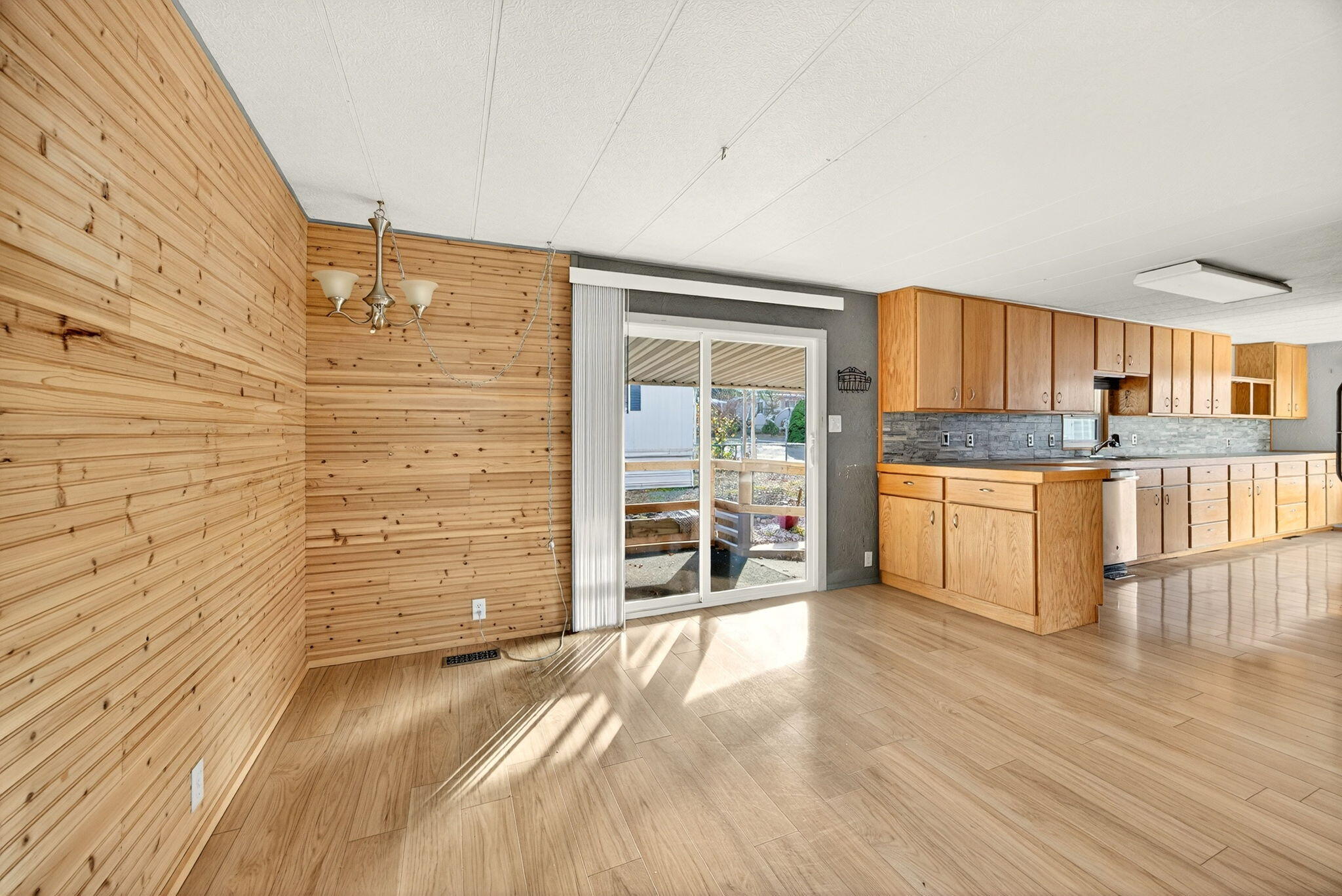 3955 South Stage Road, Unit 21 Medford, OR 97501 - Photo 5 of 36 Apx21SS00020