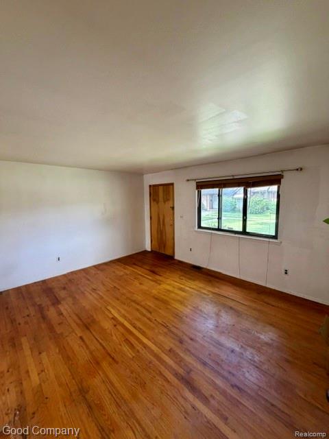 8401 18 18 Mile Road, Unit 238 Sterling Heights, MI 48313 - Photo 4 of 15 image1.jpeg