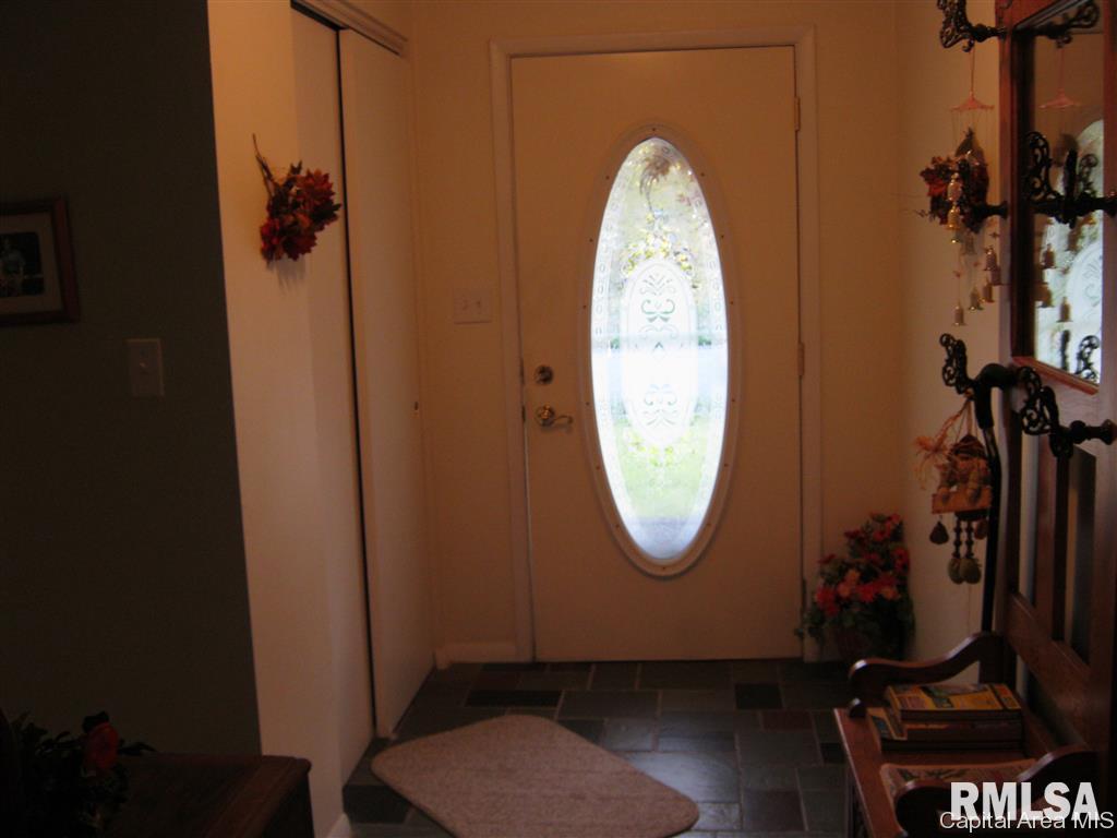2517 Churchill Road Springfield, IL 62702 - Photo 4 of 13