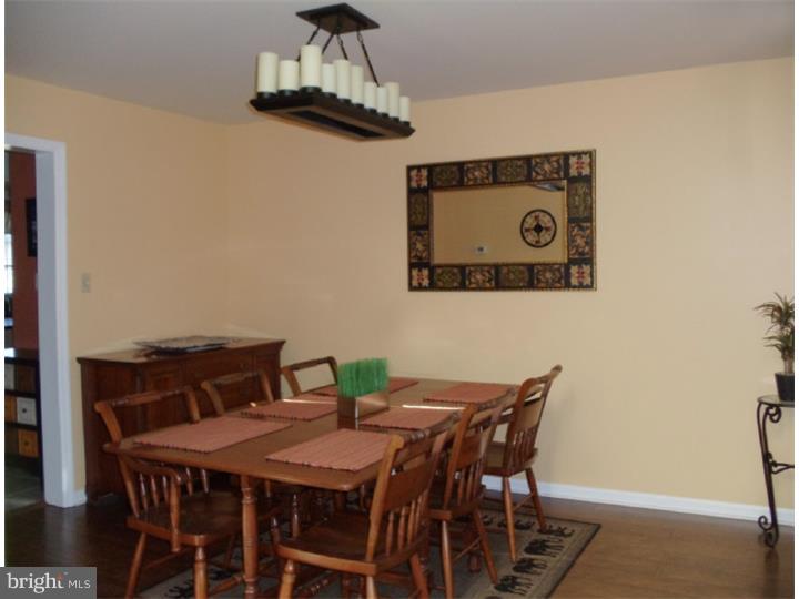 2924 Linda Lane Sinking Spring, PA 19608 - Photo 6 of 24 Gallery Image 6