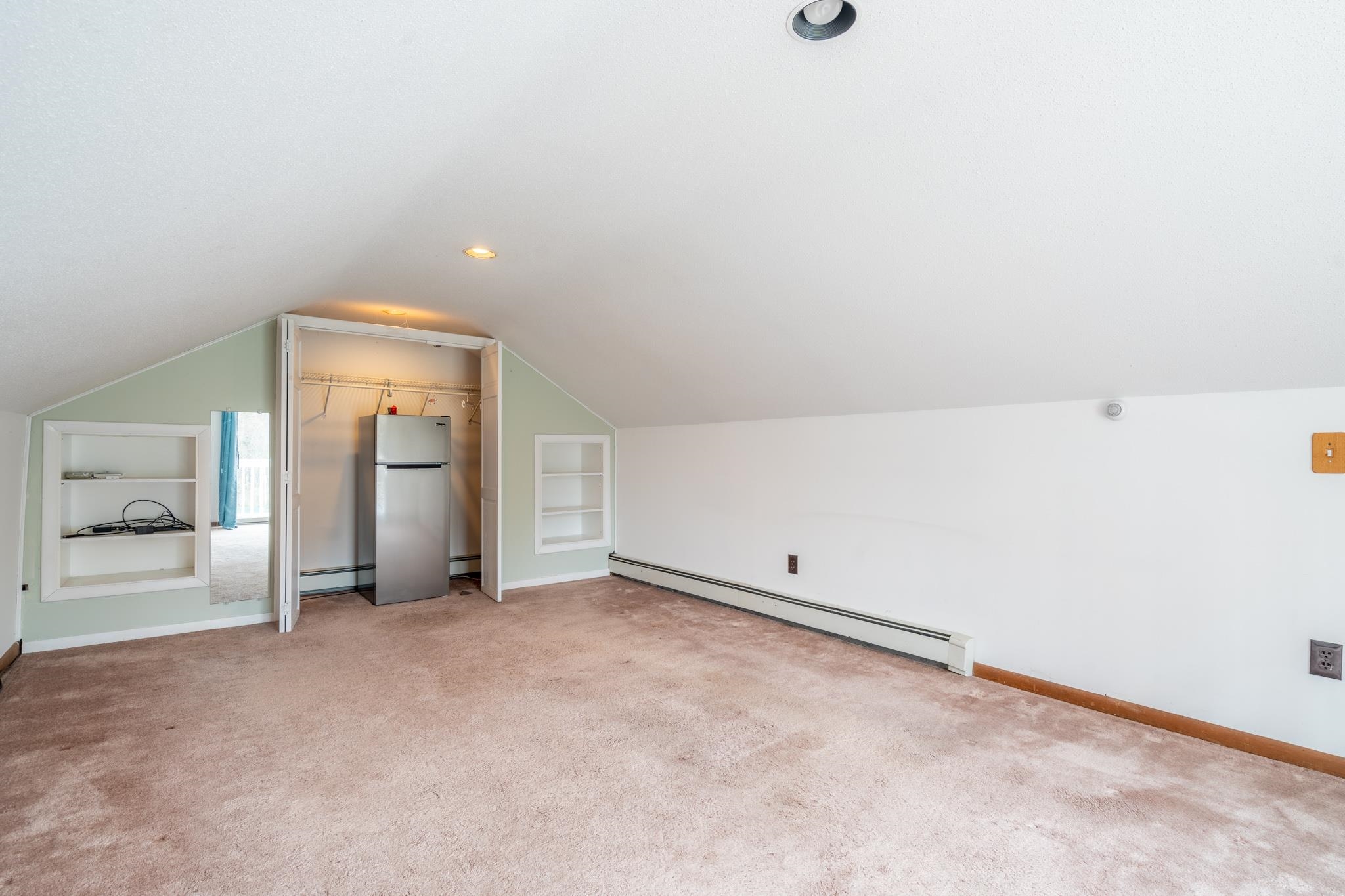 19 Dutton Road Pelham, NH 03076 - Photo 14 of 29