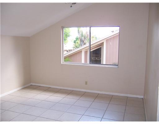 122 Maplecrest Circle Jupiter, FL 33458 - Photo 11 of 15 Additional Photo