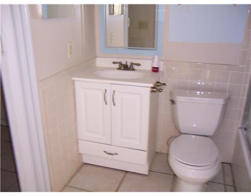 122 Maplecrest Circle Jupiter, FL 33458 - Photo 13 of 15 Additional Photo