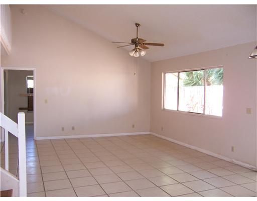 122 Maplecrest Circle Jupiter, FL 33458 - Photo 2 of 15 Additional Photo