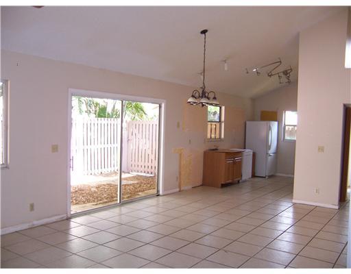 122 Maplecrest Circle Jupiter, FL 33458 - Photo 3 of 15 Additional Photo