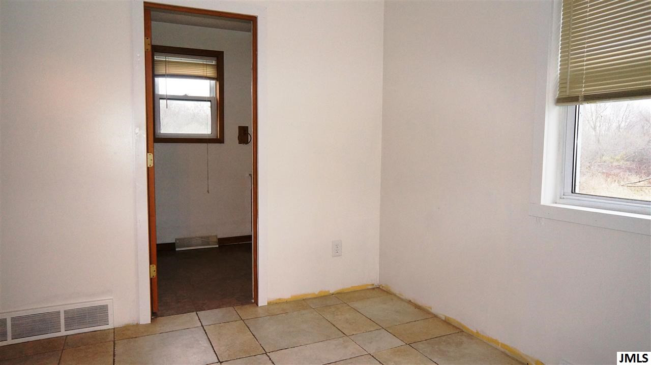 4420 Springport Road Jackson, MI 49201 - Photo 8 of 20 Photo 8
