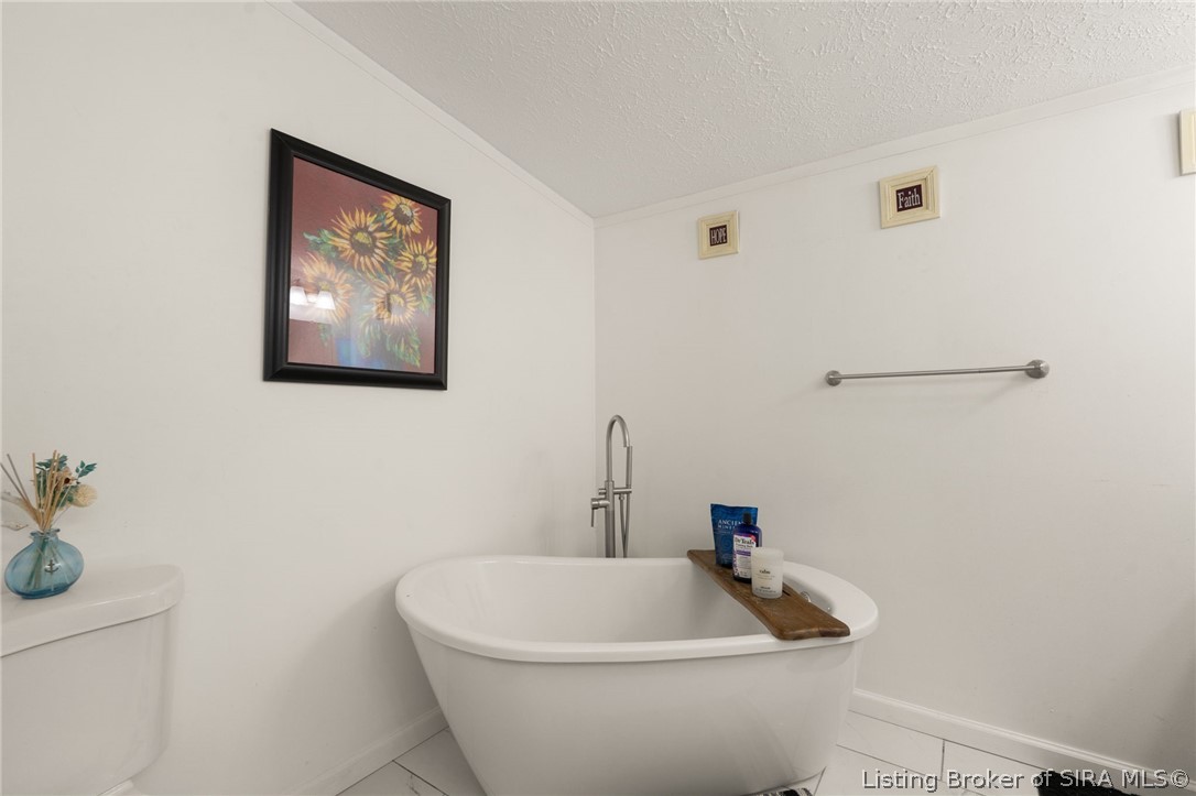 465 South Whiskey Run Ranch Road Milltown, IN 47145 - Photo 34 of 53 MASTER BATHROOM