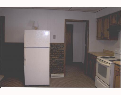 31 Stadium Road Millsboro, PA 15348 - Photo 5 of 15 Kitchen.