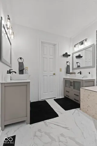 $489,000 | 1324 Willow Oak Court, Avon, IN 46123