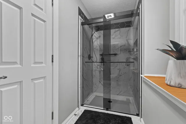 $489,000 | 1324 Willow Oak Court, Avon, IN 46123