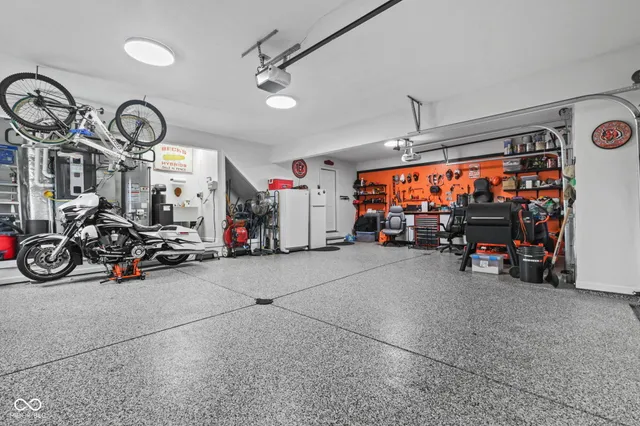 $489,000 | 1324 Willow Oak Court, Avon, IN 46123