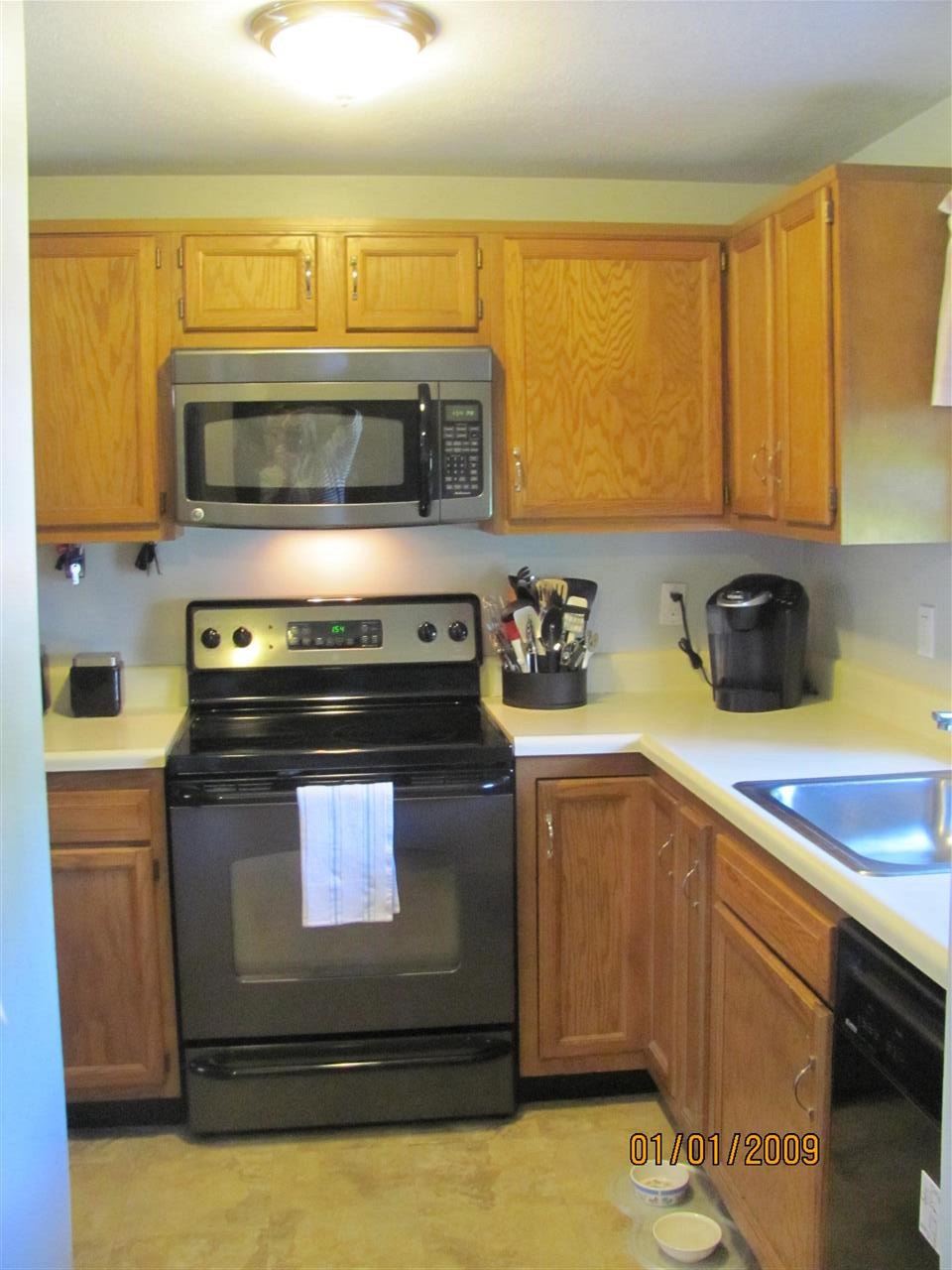 138 Newton Road, Unit 28 Plaistow, NH 03865 - Photo 5 of 18 Gallery Image 5