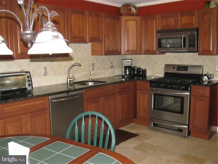 630 Chapel Road Cinnaminson, NJ 08077 - Photo 4 of 17 Gallery Image 4