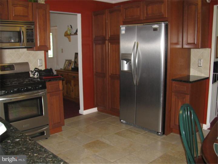 630 Chapel Road Cinnaminson, NJ 08077 - Photo 5 of 17 Gallery Image 5
