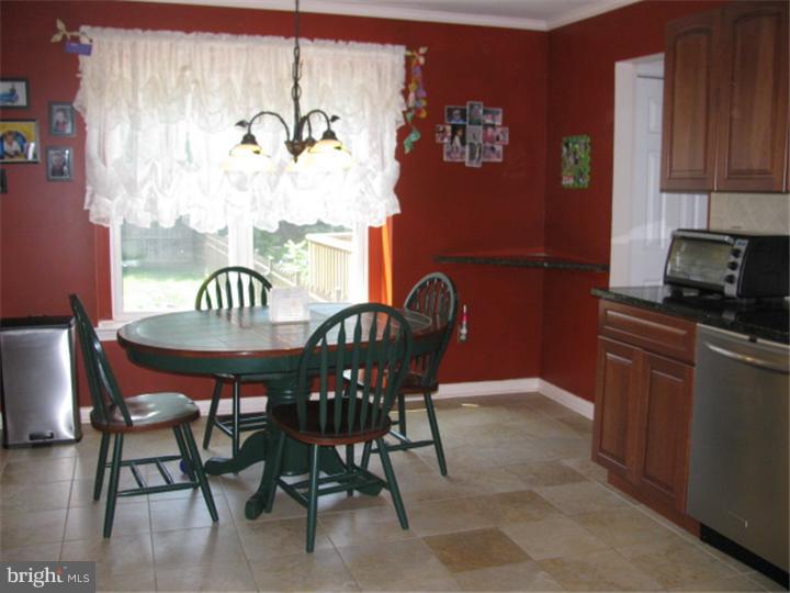 630 Chapel Road Cinnaminson, NJ 08077 - Photo 6 of 17 Gallery Image 6