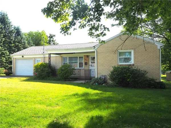 $144,900 | 309 Beechwood Avenue, Farrell, PA 16121