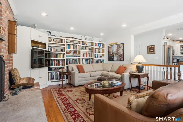 $1,300,000 | 16 Primrose Lane, Essex, CT 06426