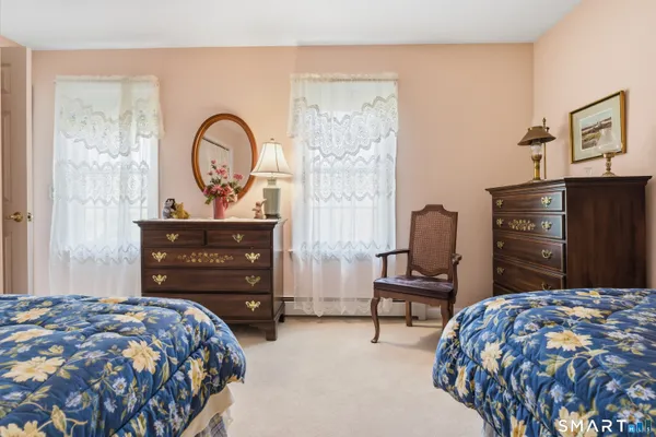 $1,300,000 | 16 Primrose Lane, Essex, CT 06426