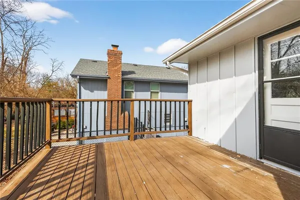 $289,900 | 2916 Sweet Briar Drive, Independence, MO 64057
