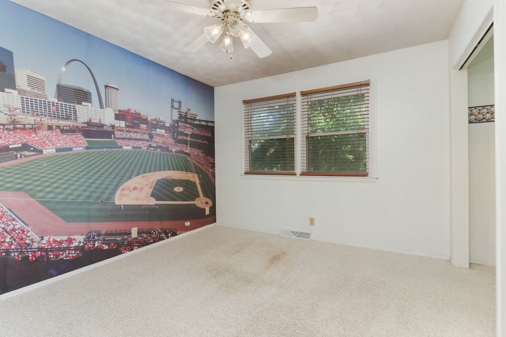1113 Andover Road Bloomington, IL 61704 - Photo 21 of 42 Gallery Image 21