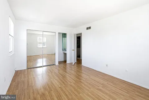 $419,500 | 10751 East Keswick Road, Philadelphia, PA 19154