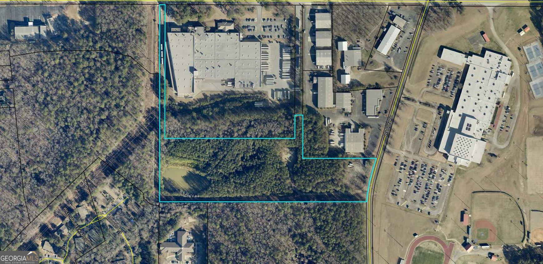 450 Wilson Road Griffin, GA 30224 - Photo 2 of 2 a bathroom with a shower