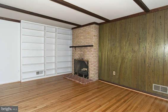 1205 Gresham Road Silver Spring, MD 20904 - Photo 13 of 30 Family Room