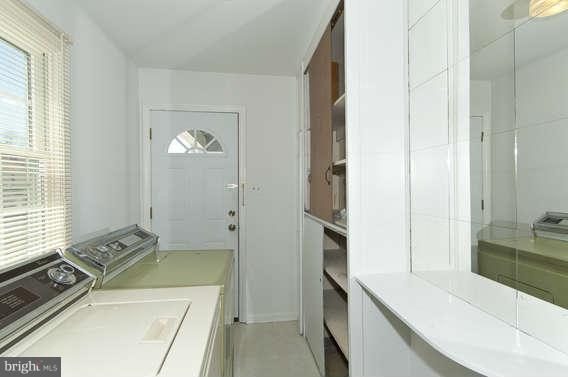 1205 Gresham Road Silver Spring, MD 20904 - Photo 16 of 30 Interior (General)