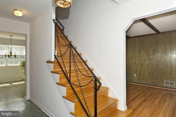 1205 Gresham Road Silver Spring, MD 20904 - Photo 3 of 30 Interior (General)