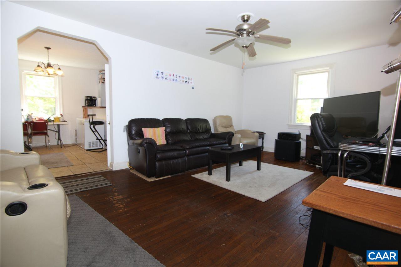 207 Shamrock Road Charlottesville, VA 22903 - Photo 1 of 18 Gallery Image 1