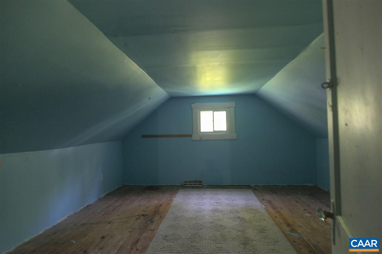 207 Shamrock Road Charlottesville, VA 22903 - Photo 12 of 18 Gallery Image 12
