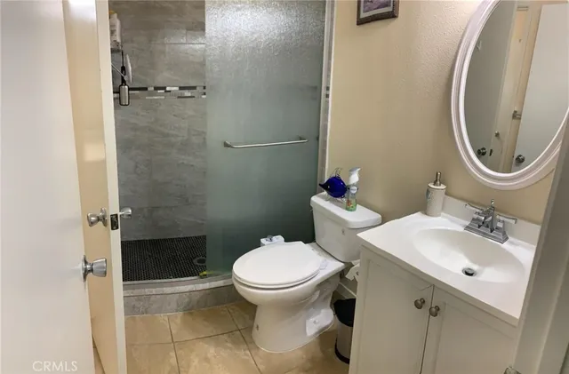 $520,000 | 18645 Hatteras Street, Unit 263, Tarzana, CA 91356