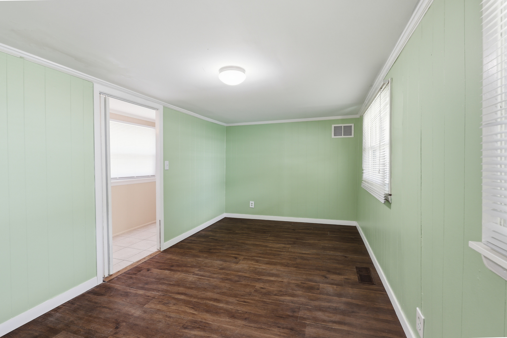 204 Eagle Point Road Fox Lake, IL 60020 - Photo 14 of 17