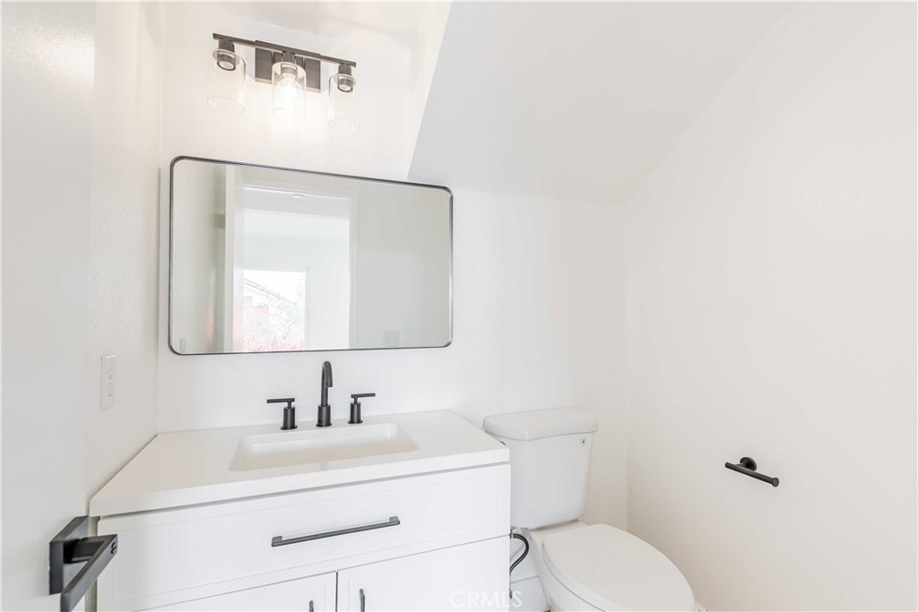 2438 Bobcat Glen Escondido, CA 92029 - Photo 13 of 36