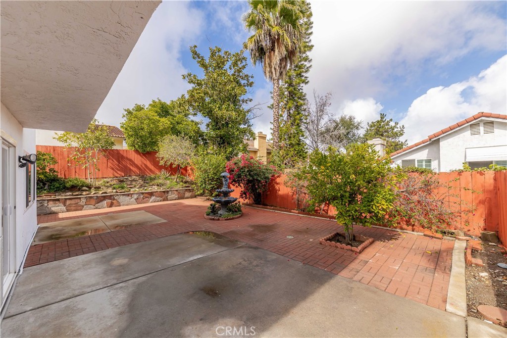 2438 Bobcat Glen Escondido, CA 92029 - Photo 15 of 36