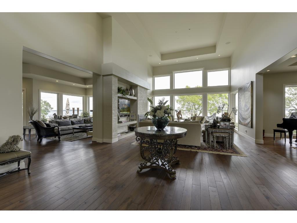 20350 Lakeview Avenue Deephaven, MN 55331 - Photo 7 of 24