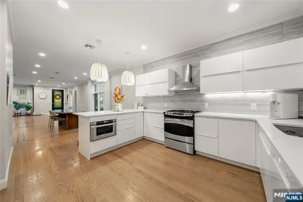 $5,600 | 2405 Rossett Street, Fort Lee, NJ 07024