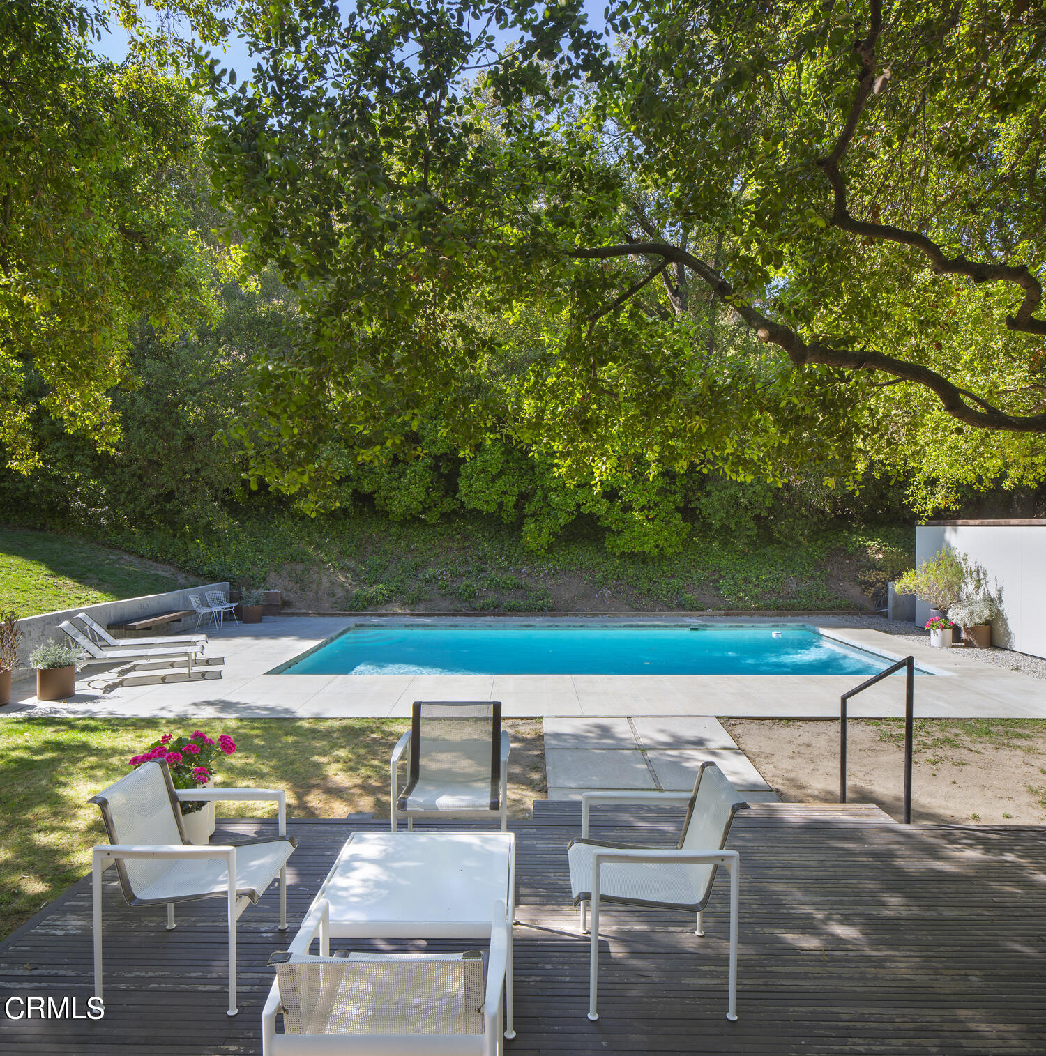215 La Vereda Road Pasadena, CA 91105 - Photo 20 of 26 an outdoor space with furniture