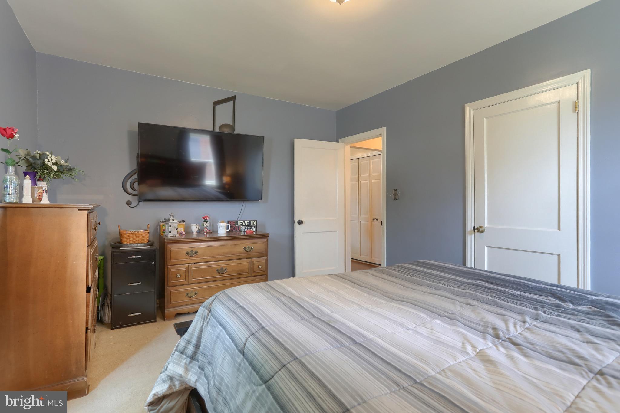 3921 Durham Road Harrisburg, PA 17110 - Photo 15 of 28