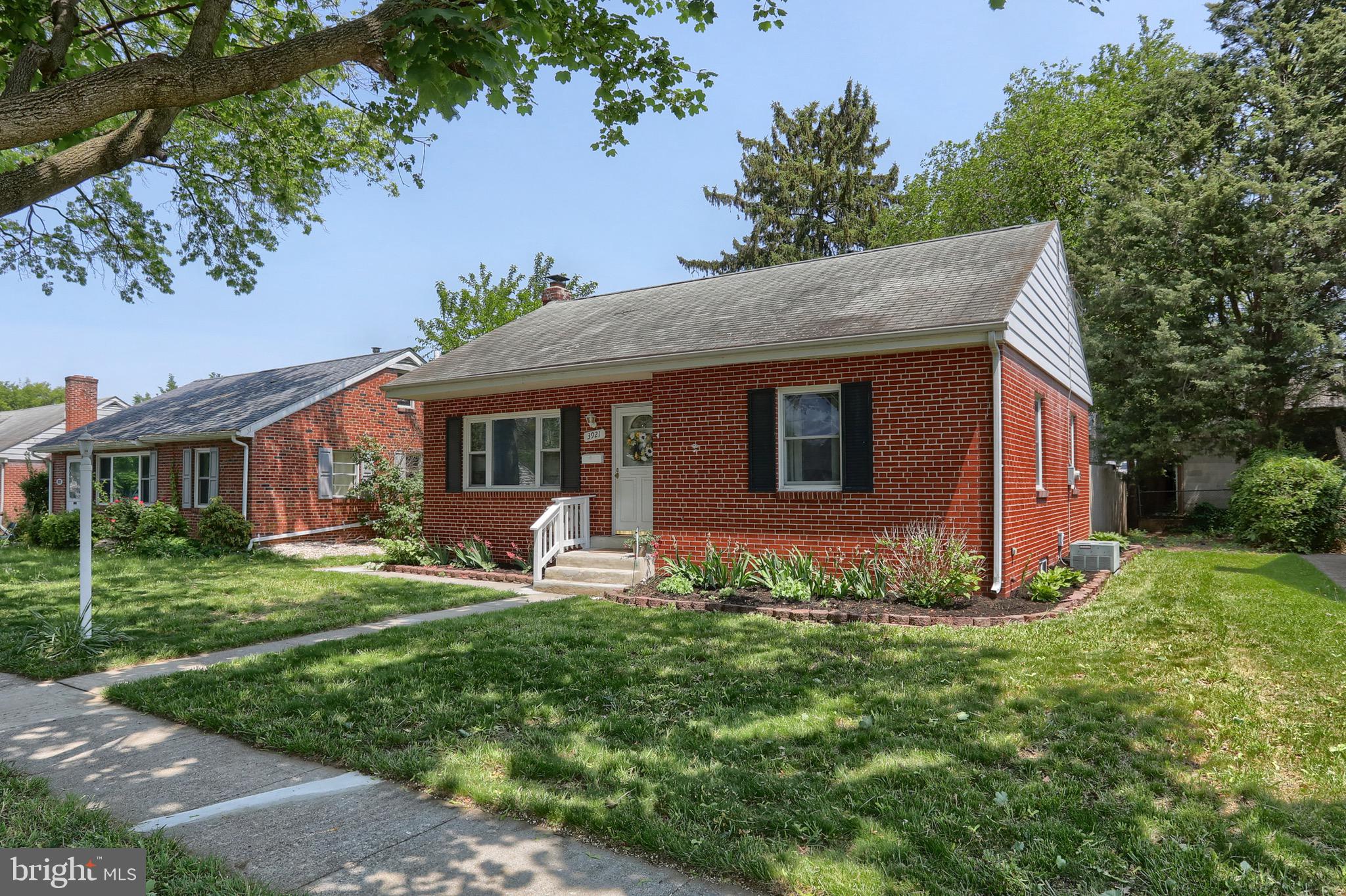 3921 Durham Road Harrisburg, PA 17110 - Photo 2 of 28