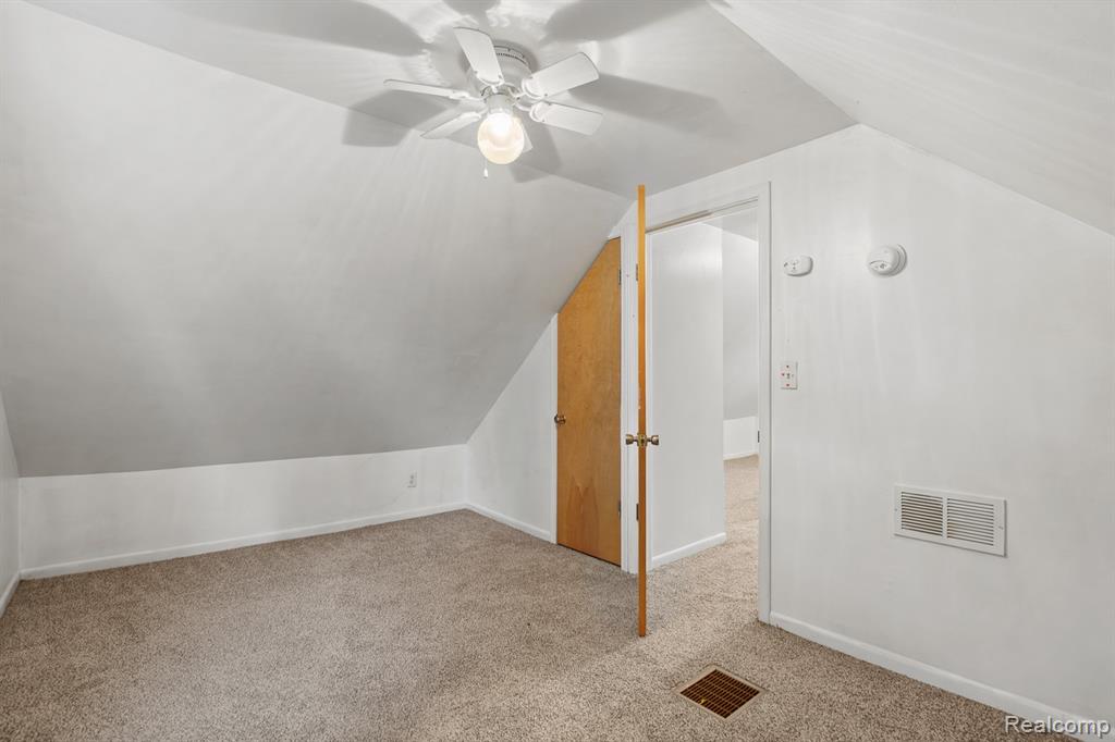 2048 Richards Street Adrian, MI 49221 - Photo 23 of 24