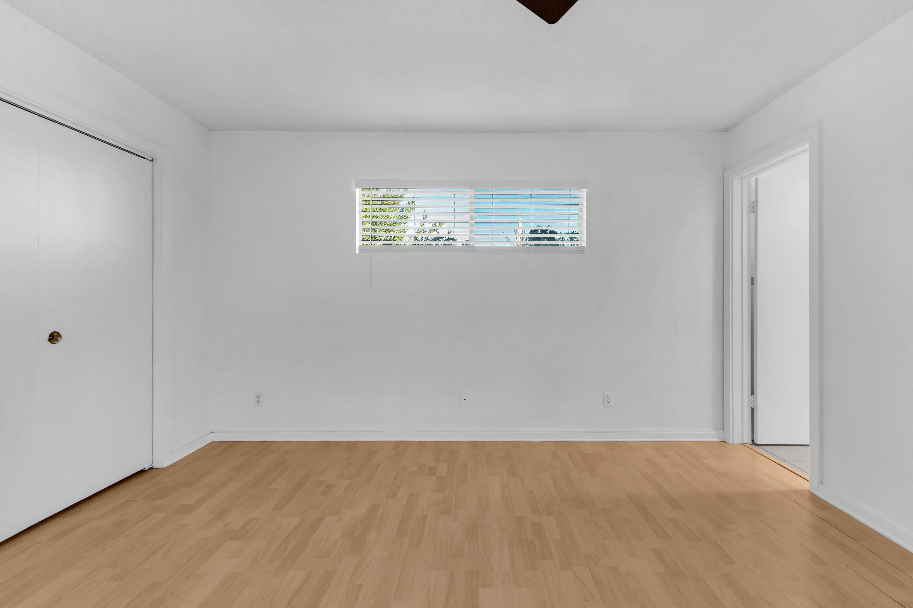 66180 14th Street Desert Hot Springs, CA 92240 - Photo 23 of 42 a view of an empty room